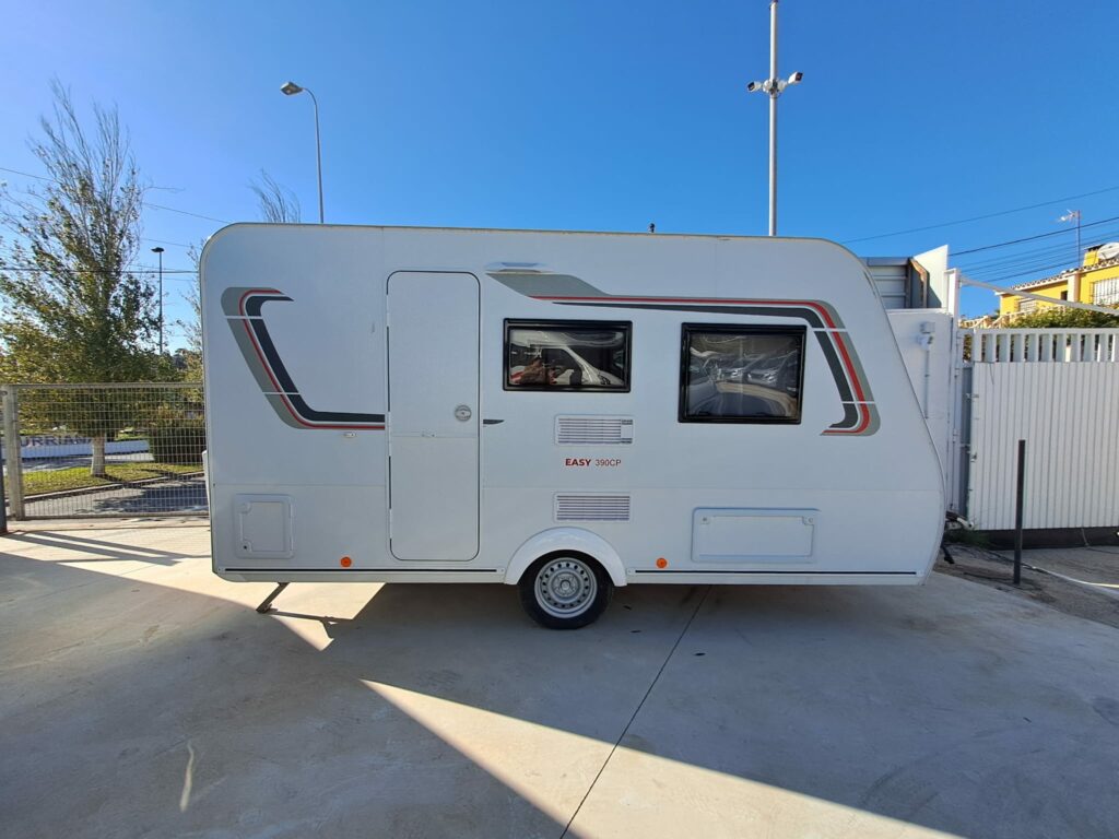 STERCKEMAN EASY 390CP 4 PLAZAS Venta y Alquiler de Caravanas y