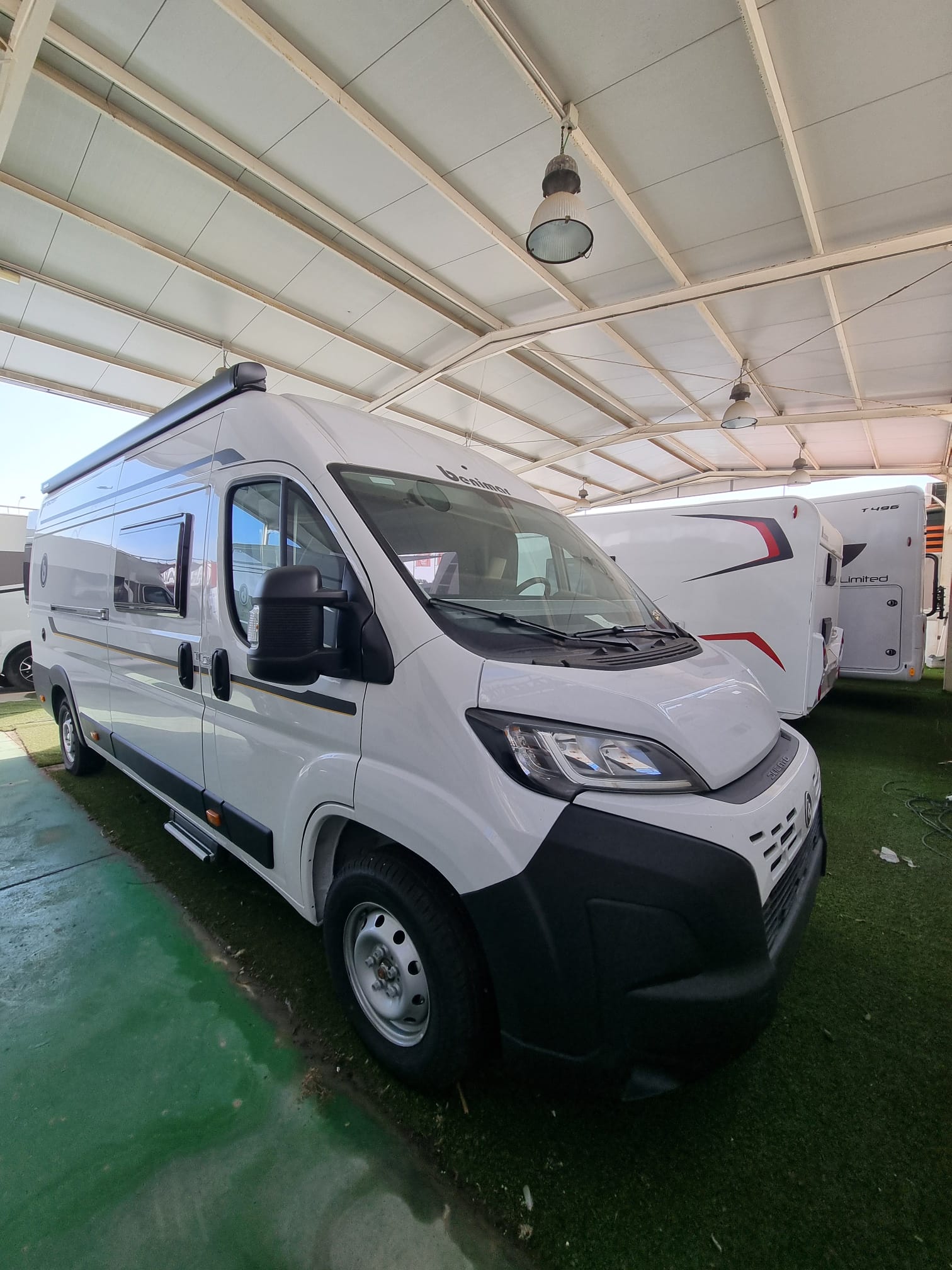 CAMPER 160UP CAMAS GEMELAS EN 6,36M