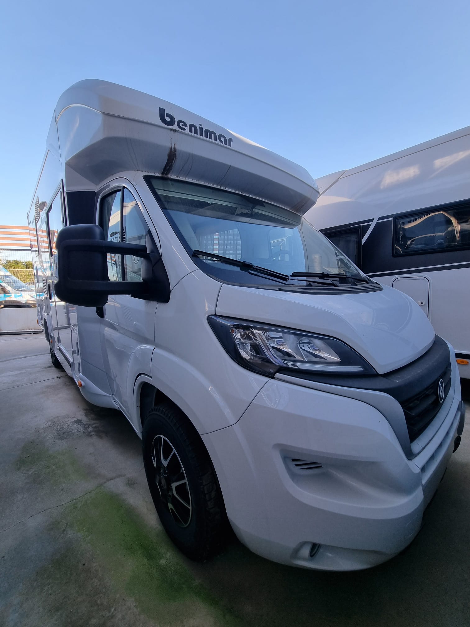 BENIMAR TESSORO 488 LIMITED SALÓN FACE TO FACE FIAT 4 PLAZAS